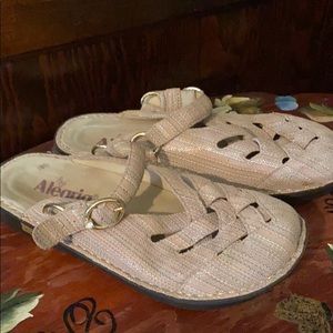 Algeria Freesia Sandals Size 37